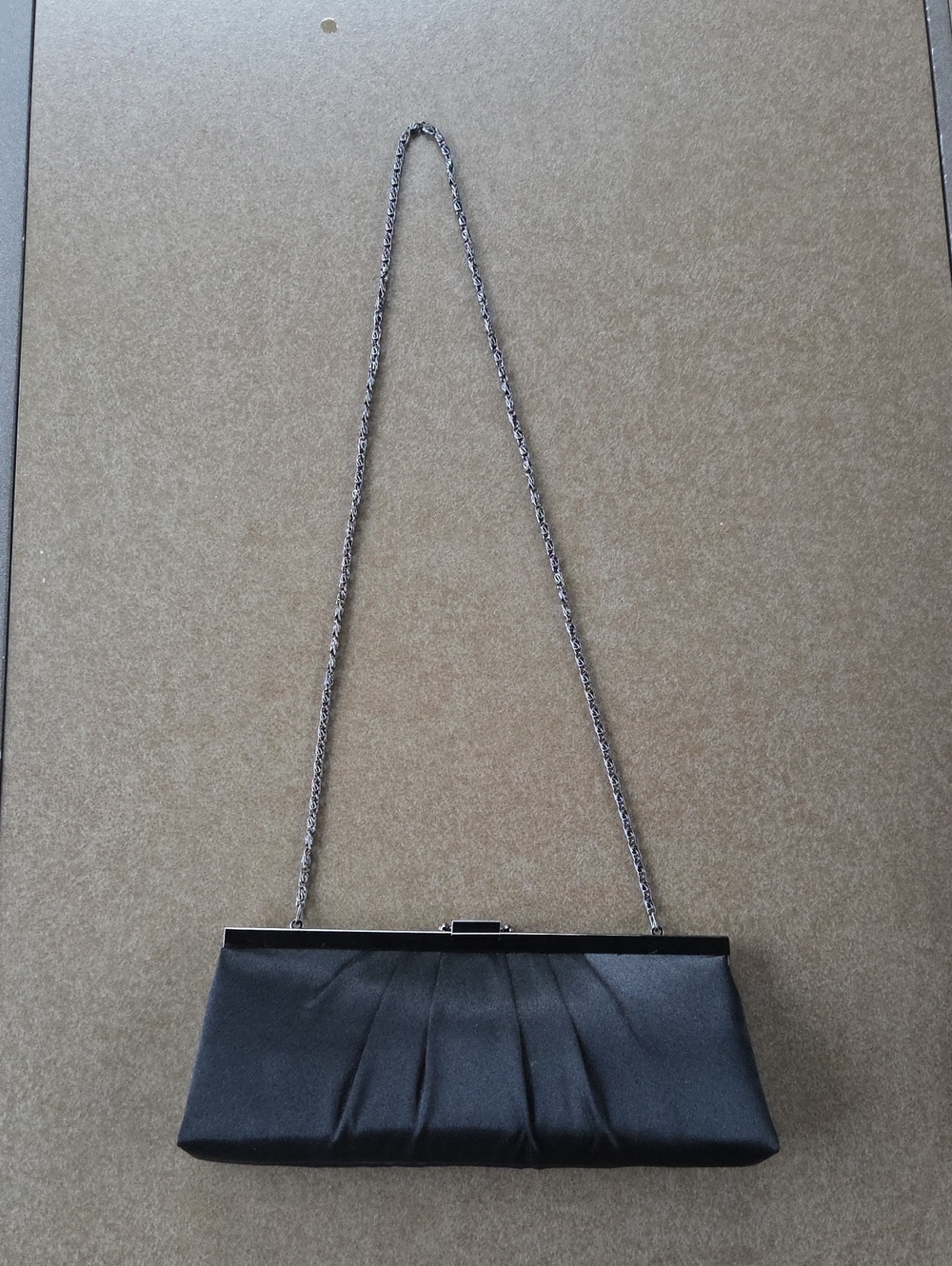 Jacqueline Ferrar Black Satin Evening Clutch NWOT Silver Chain Formal Purse